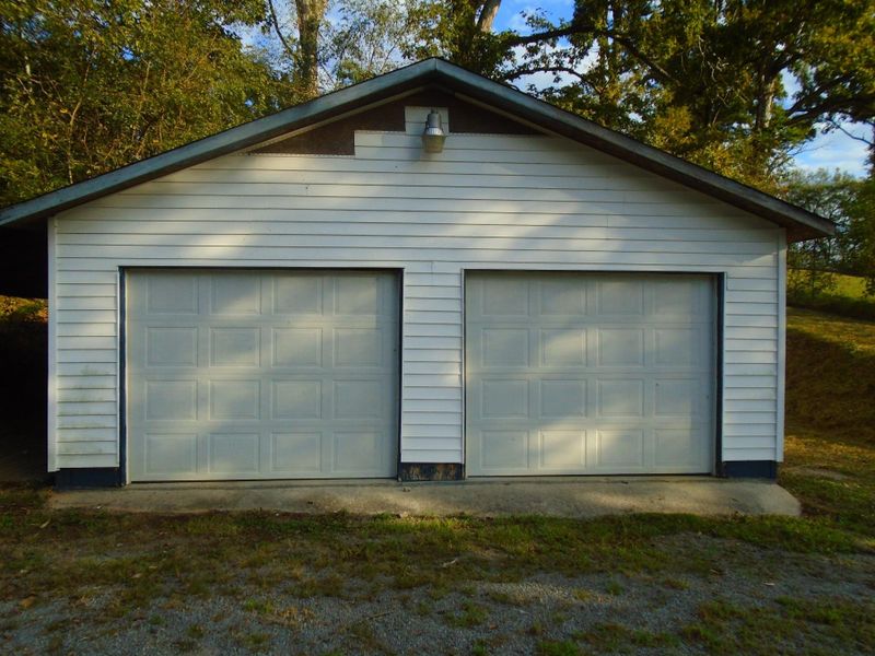 1822 Saylors Ford Rd, Mascot, TN 37806