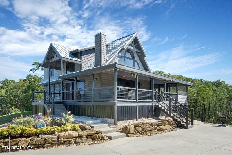 1823 Chapman Hwy, Sevierville, TN 37876