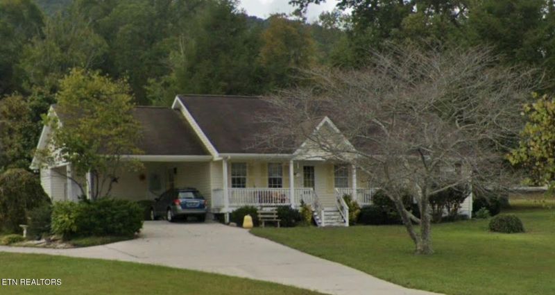 1823 Morgan County Hwy, Wartburg, TN 37887