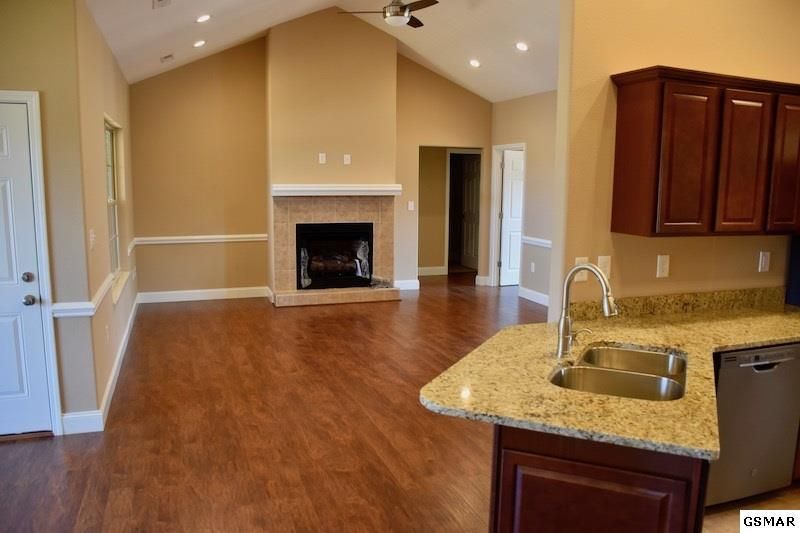 1825 Placid Dr, Sevierville, TN 37862