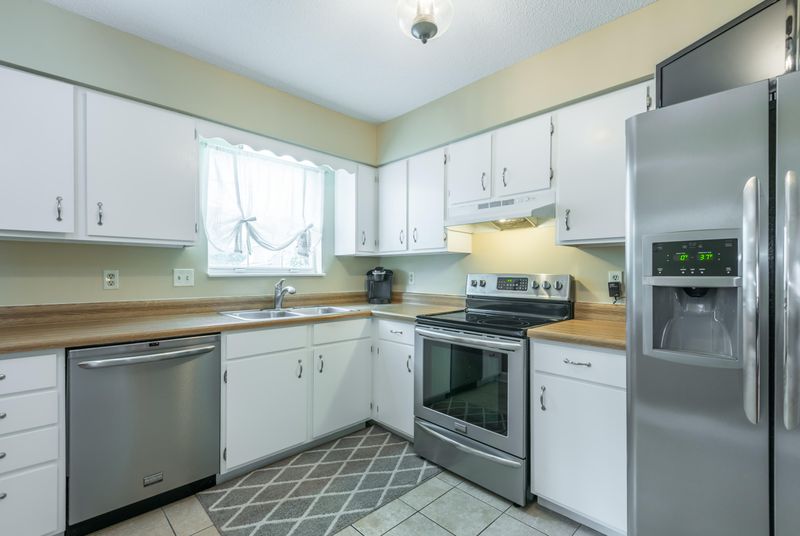 1825 Wayside Rd, Knoxville, TN 37931