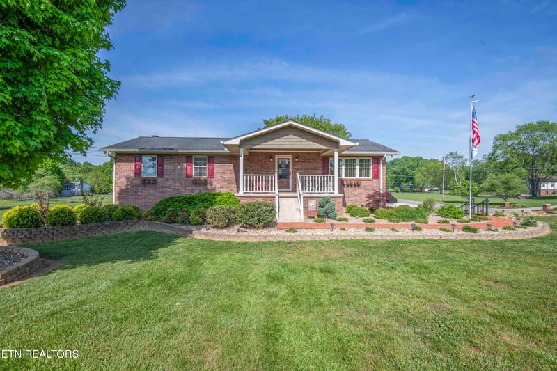 1827 Blakemore Rd, Knoxville, TN 37914