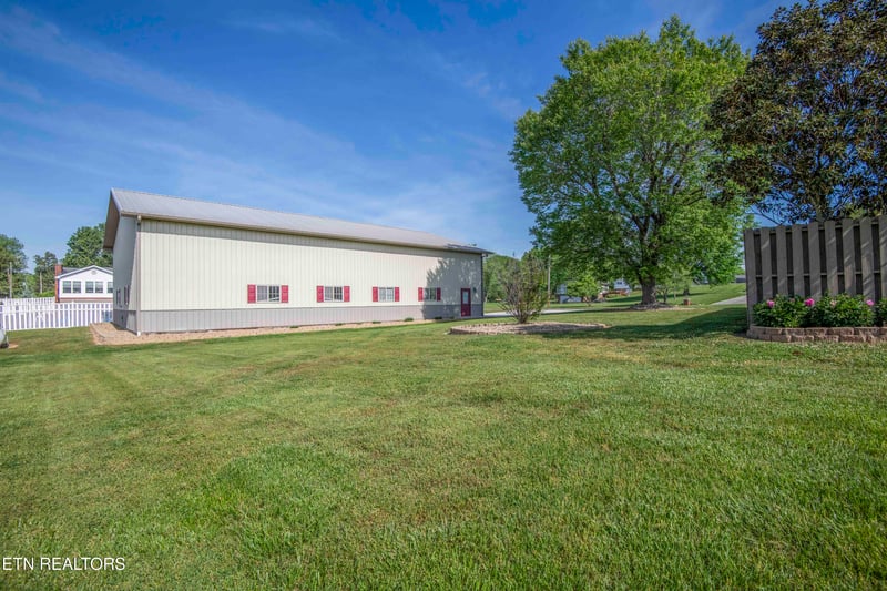 1827 Blakemore Rd, Knoxville, TN 37914