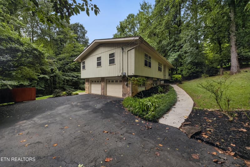 1829 Chicadee Dr, Knoxville, TN 37919