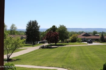 1829 E Westwood Dr, Maryville, TN 37803