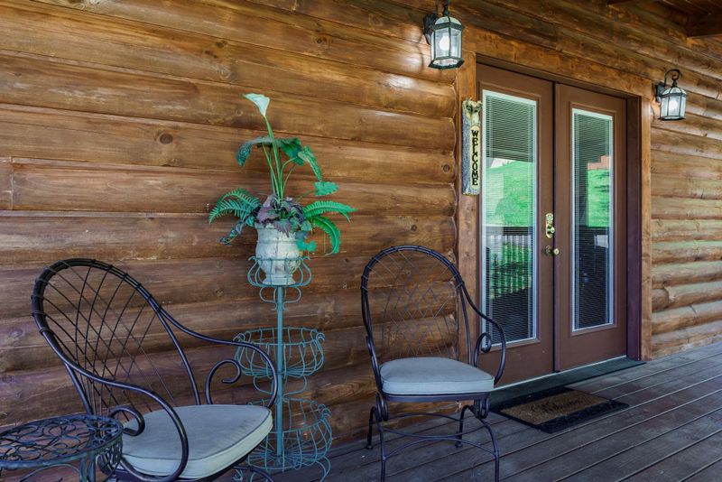 1829 Trout Way, Sevierville, TN 37862