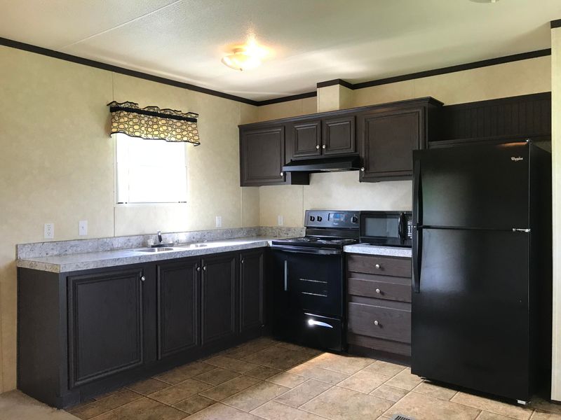 183 Connor St, Jacksboro, TN 37757