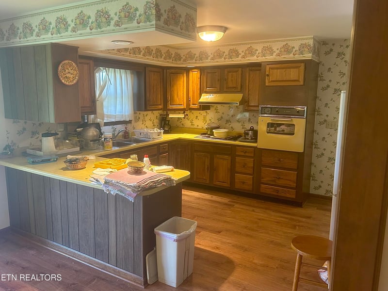 183 Linwood Dr, Sweetwater, TN 37874