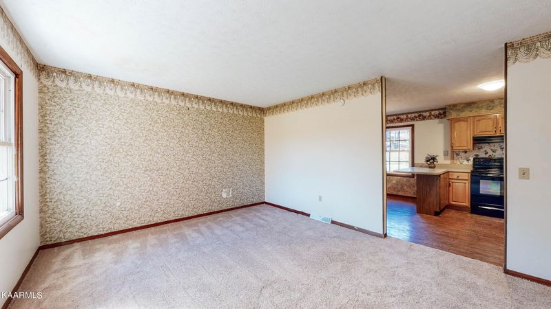183 Sierra Ln, Rocky Top, TN 37769