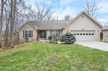 183 Trentwood Dr, Crossville, TN 38558