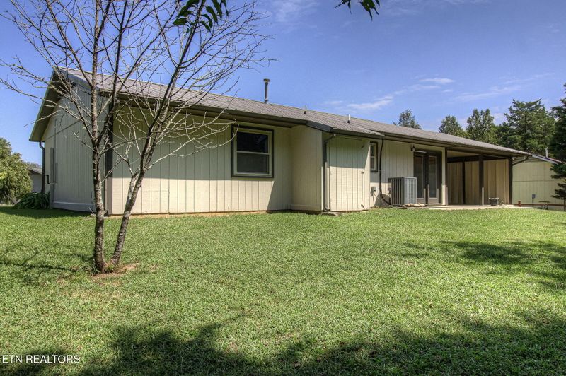 1830 Norlil Rd, Sevierville, TN 37876