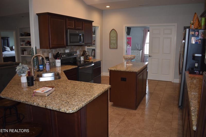 1831 Sierra Ln, Sevierville, TN 37862