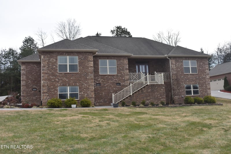 1831 Sierra Ln, Sevierville, TN 37862