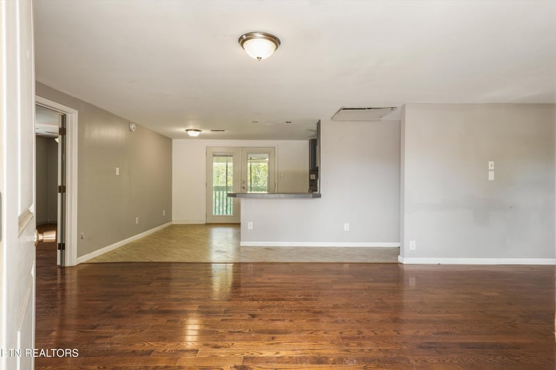 1832 Amherst Rd, Knoxville, TN 37909