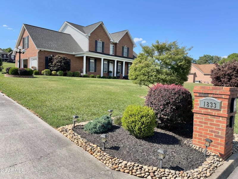 1833 Alabama St, Seymour, TN 37865