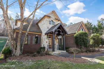 1834 Duncan Woods Ln, Knoxville, TN 37919
