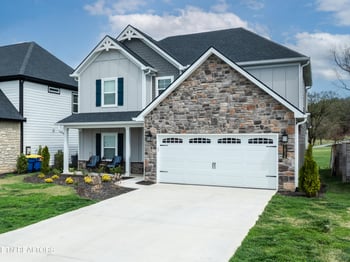 1834 Melton Meadows Dr, Maryville, TN 37803