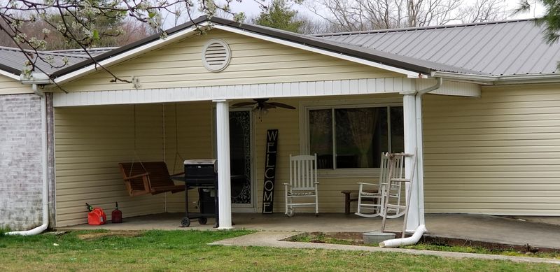 1835 Mountain View Rd, Robbins, TN 37852