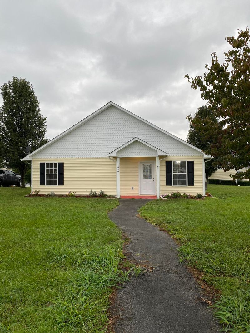 1836 Country Meadows Dr, Sevierville, TN 37862