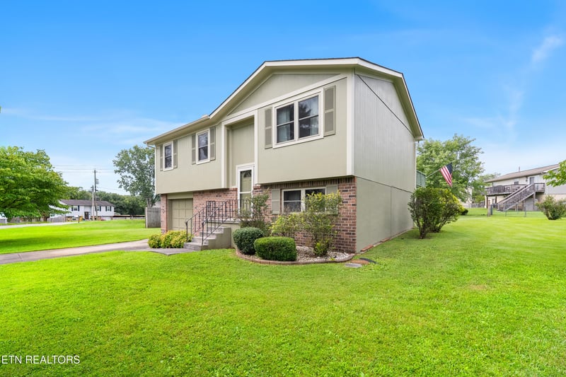 1837 Brookmill Rd, Knoxville, TN 37932