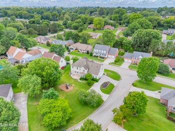 1838 Southcliff Dr, Maryville, TN 37803