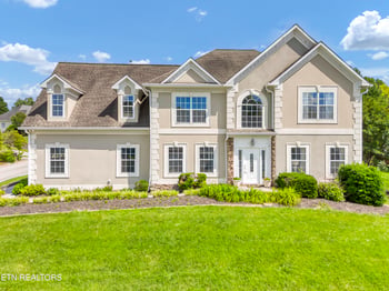 1838 Southcliff Dr, Maryville, TN 37803