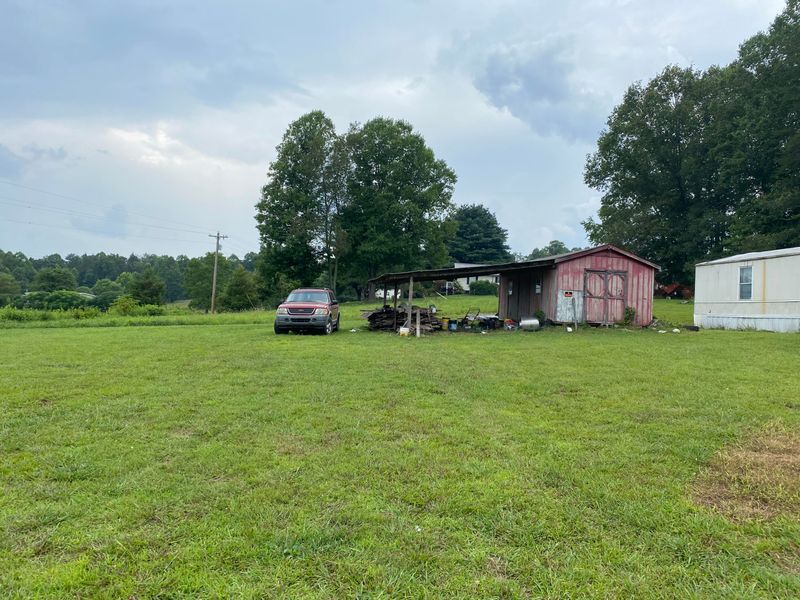 1839 Melvin Hollow Rd, Lafollette, TN 37766