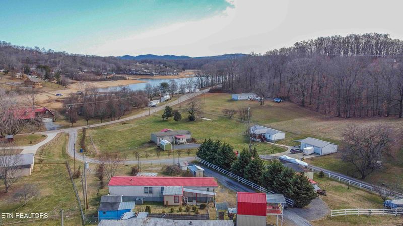 184 Card Ln, Rutledge, TN 37861