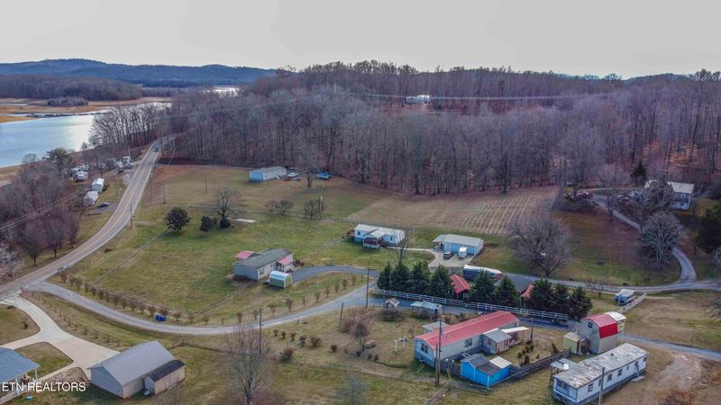 184 Card Ln, Rutledge, TN 37861