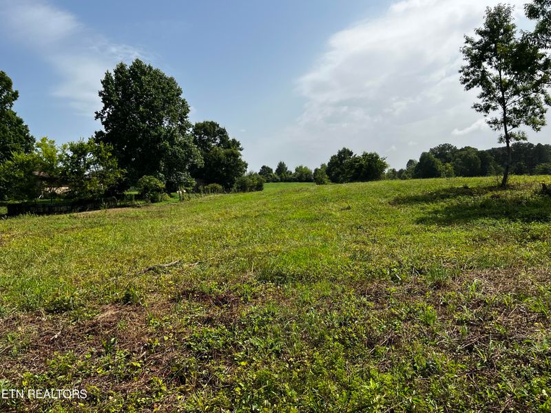 184 Copenhaver Rd, Lenoir City, TN 37771