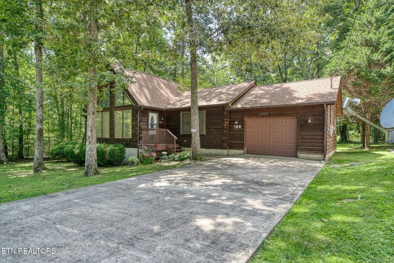 184 Devon Rd, Crossville, TN 38558