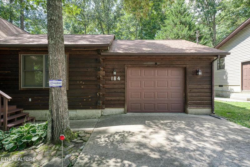 184 Devon Rd, Crossville, TN 38558