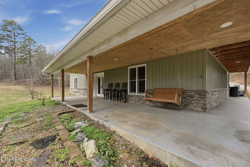 184 Henson Ln, Clinton, TN 37716