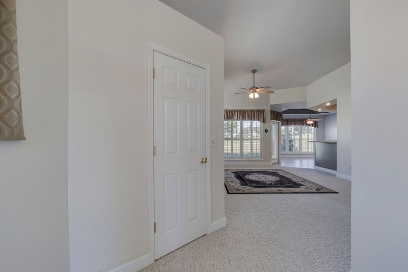 184 Heron Ct, Vonore, TN 37885