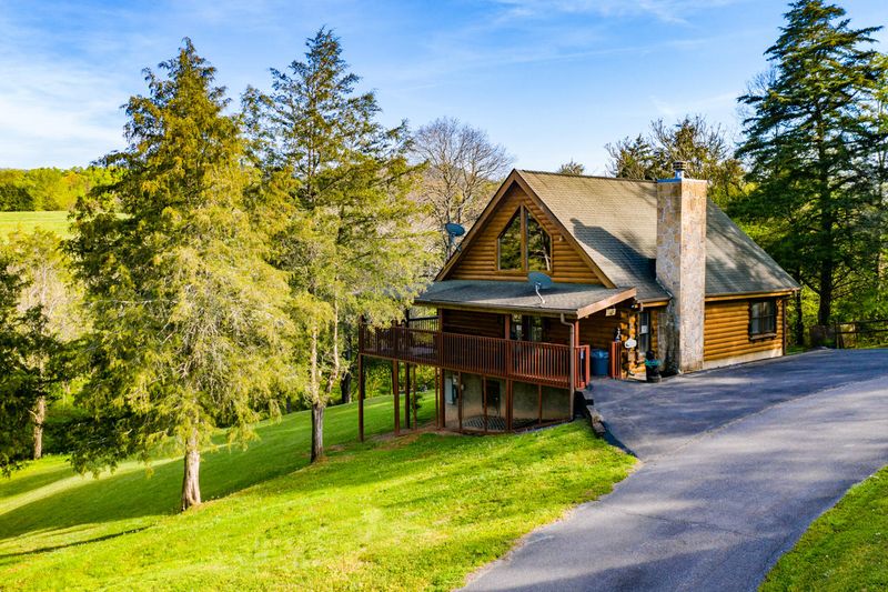 1840 Trout Way, Sevierville, TN 37862