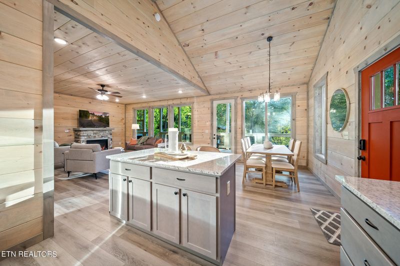 1841 Cherry Vw Ln, Sevierville, TN 37876