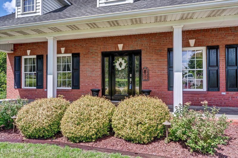 1843 River Vista Cir, Sevierville, TN 37876