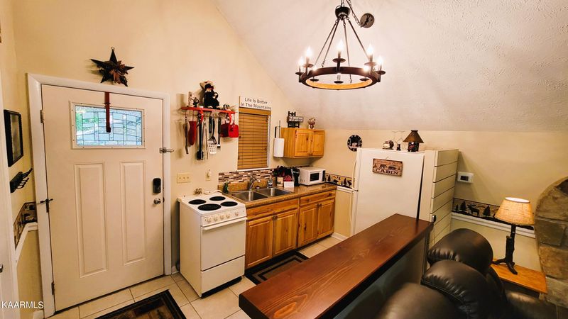 1844 Ridgecrest Dr, Sevierville, TN 37876