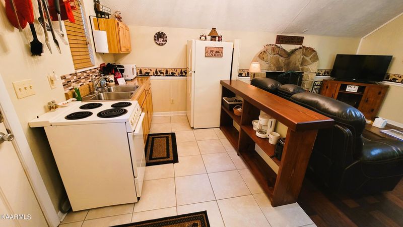 1844 Ridgecrest Dr, Sevierville, TN 37876