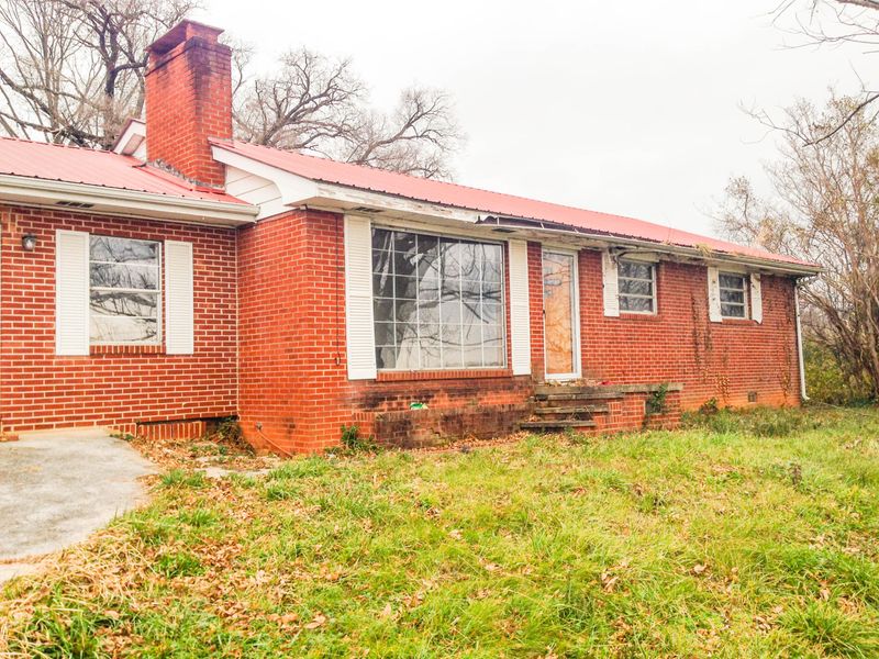 1848 Grey Ridge Rd, Maryville, TN 37801