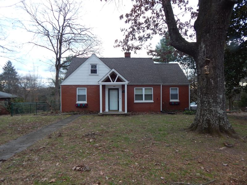 1848 Hoopes St, Alcoa, TN 37701