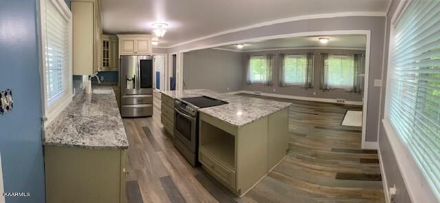 185 A Outer Dr, Oak Ridge, TN 37830