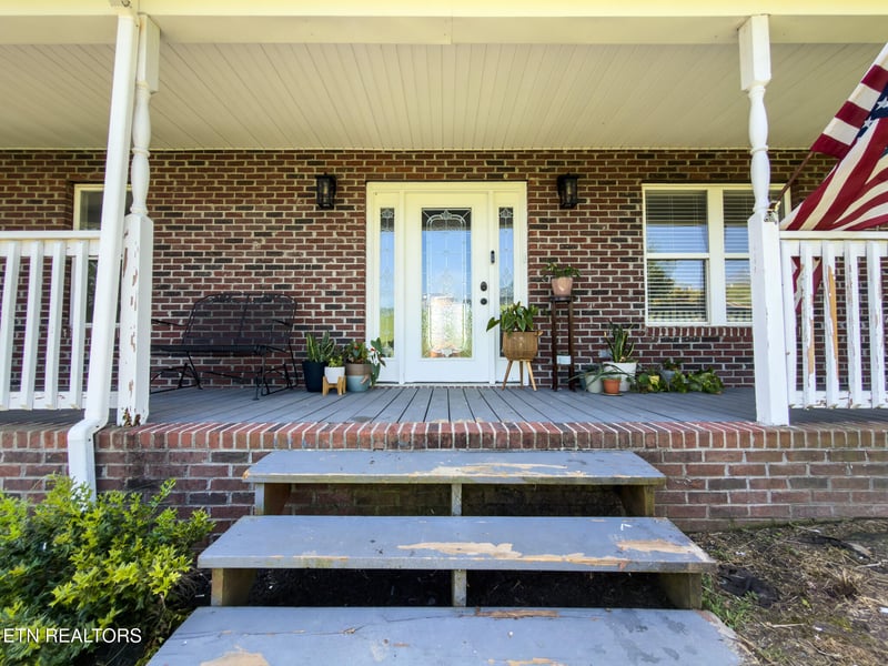 185 Hillview Ln, Loudon, TN 37774