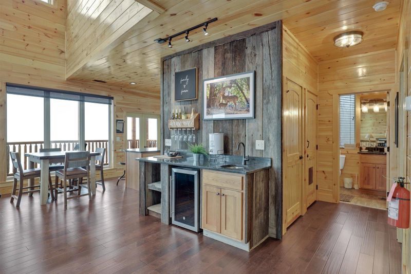 1854 Billiard Way, Sevierville, TN 37876