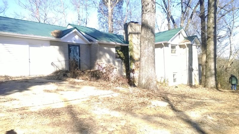 1854 E Old Topside Rd, Louisville, TN 37777