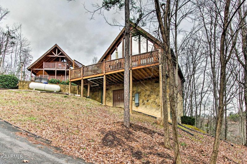 1856 Laurel Valley Way, Sevierville, TN 37862