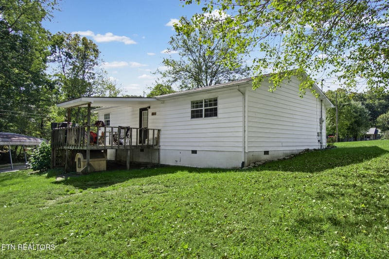 1858 Lawson Rd, Crossville, TN 38571