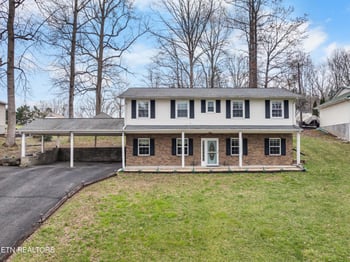186 Broyles Dr, Caryville, TN 37714