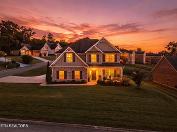 186 Dynasty Dr, Lenoir City, TN 37771