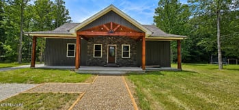 186 Short Leaf Ln, Oneida, TN 37841